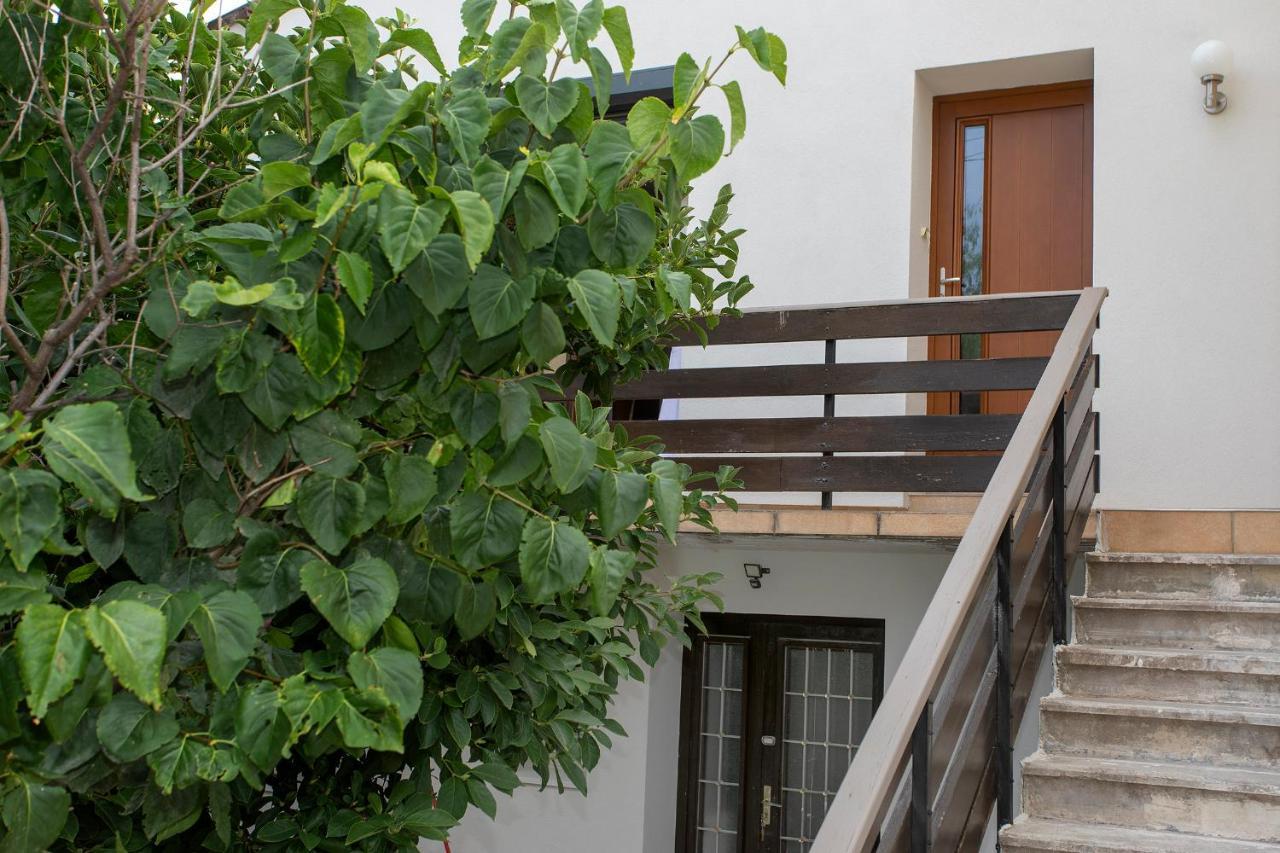 Blue Home Roanne Ngoại thất bức ảnh