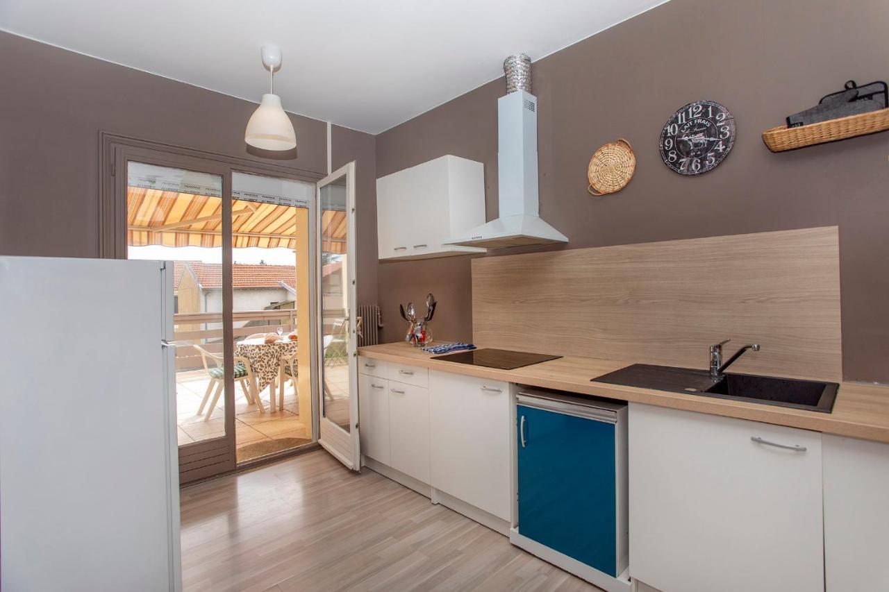 Blue Home Roanne Ngoại thất bức ảnh